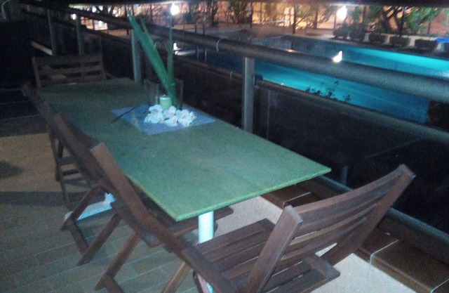 AIR CONDITIONING, POOL, BARBECUE,PARKING,WI-FI. PERFECT FOR FAMILIES AND COUPLES