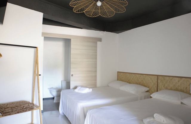 Airport Manini Lodge Studio 1