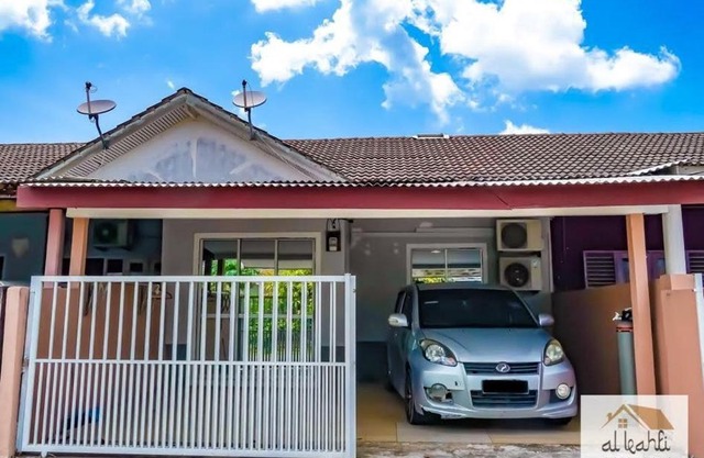 Al Kahfi Residence @ Seberang Takir - Drawbridge & Miami Beach Nearby