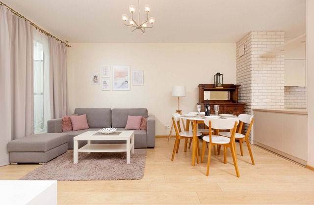 Al. Rzeczypospolitej 20 | Apartment | Wilanów