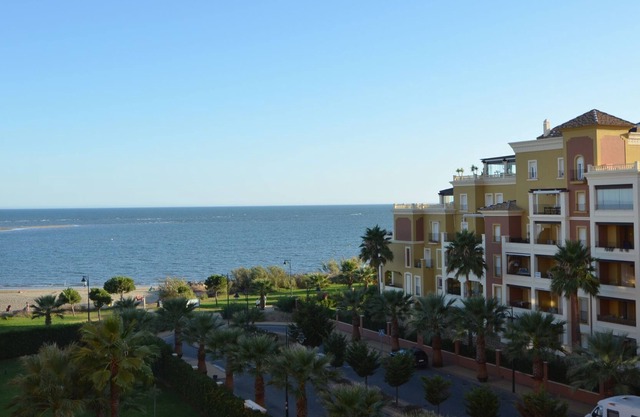 ALBATROS 107 - Two Bedroom Apartment, Sleeps 5