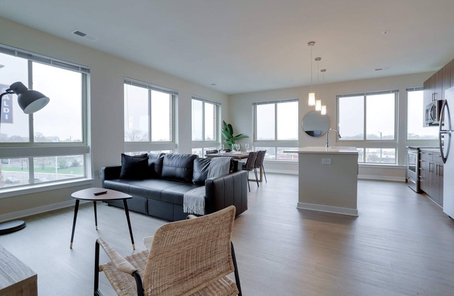 Alexandria Oasis: Comfortable 2 Bedrooms Apartment