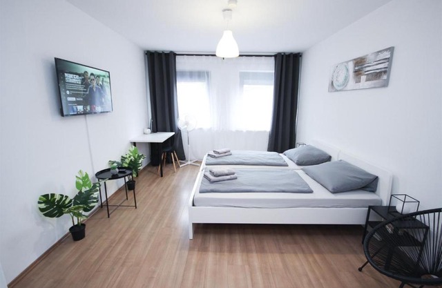 ALFA Stuttgart City 4ZW Beste City Lage Berliner Platz max 8 Personen Netflix Küche WM l 4BR 7 Beds 8 people l Fully equipped Kitchen & Bathroom