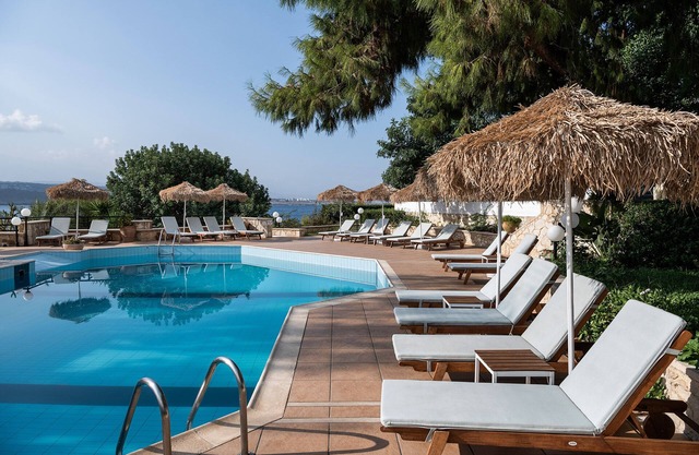 Alianthos Suites