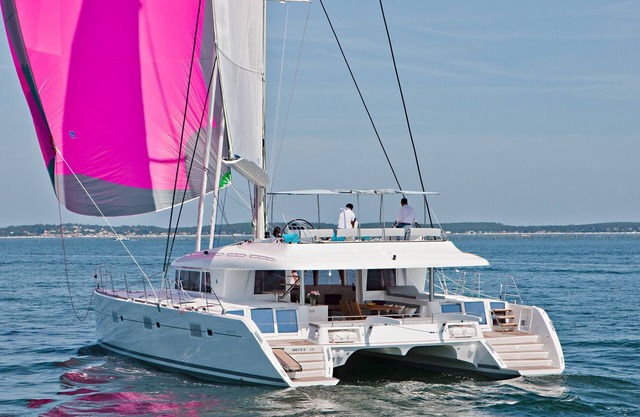 All-Inclusive Lagoon 620 with Captain & Private Chef in Martinique!