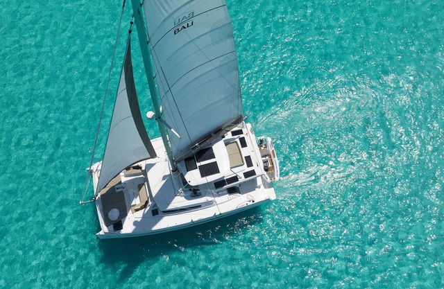 All Inclusive Luxury Sailing Catamaran W/Captain & Chef 4 Bedrooms 8 Guests