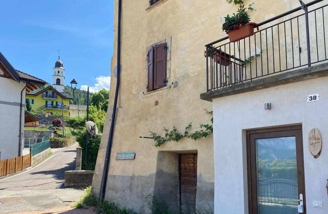 Alla Pieve, room with a view of Lake Caldonazzo