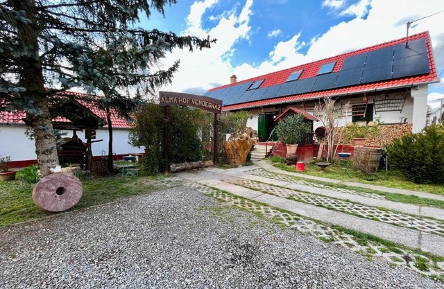 Alma Hof Vendégház