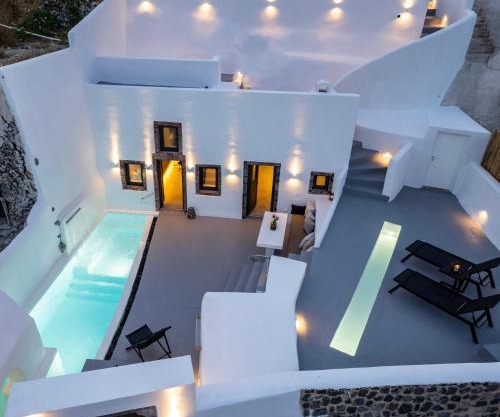 Alme Luxury Cave Villas