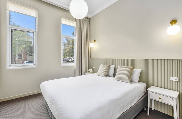 Aloha Central Platinum Apartment 16