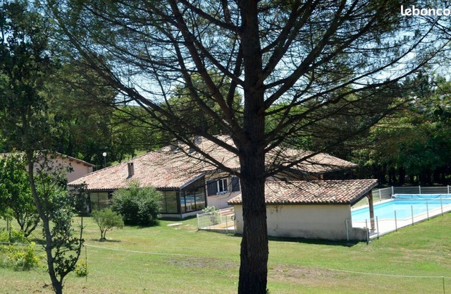 Alone in the middle of nature - Grand Gîte