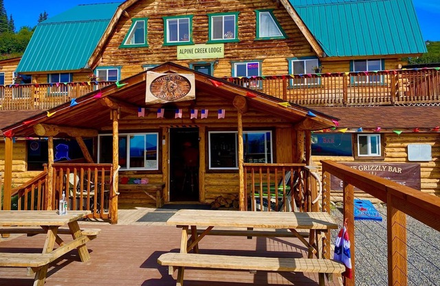 Alpine Creek Lodge-Denali Highway