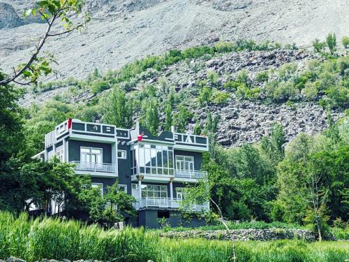 Alpine Resort Khaplu