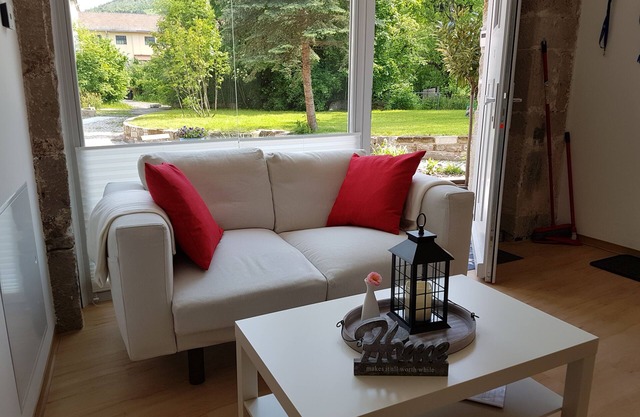 Alte Mühle 2 - live in a listed mill complex