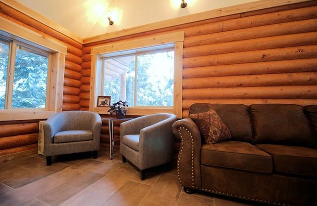Alyeska Hideaway Log 