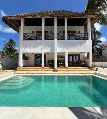 Amani Beach Villa- Bwejuu