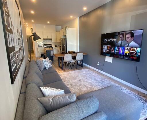 AMAZING 1 BR 20 MINUTES FROM DOWNTOWN