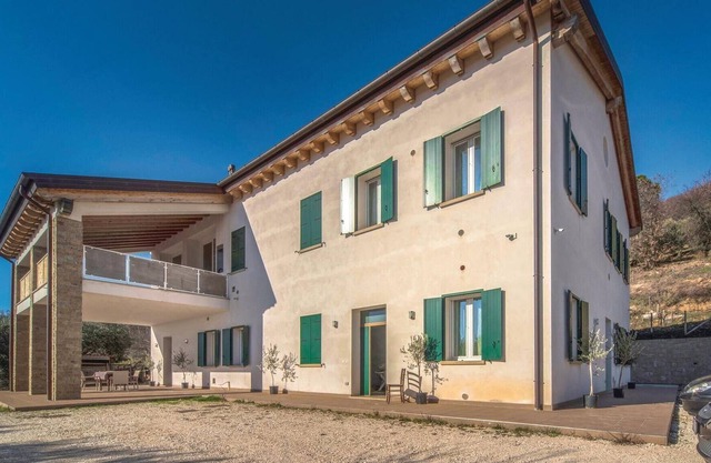 Amazing Apartment in Valnogaredo With 3 Bedrooms, Wifi and Outdoor Swimming Pool