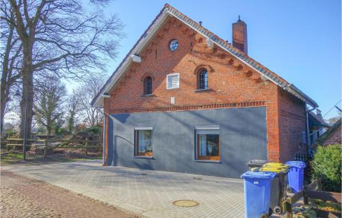Amazing Apartment In Loxstedt With Wifi