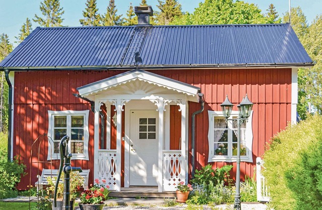 Amazing home in åsensbruk with WiFi