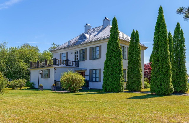 Amazing home in Hultsfred with sauna