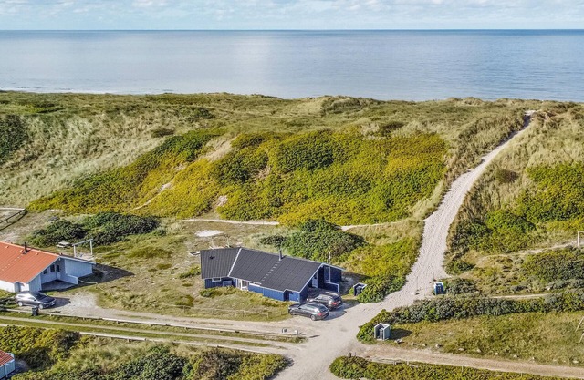 Amazing home in Hvide Sande with sauna