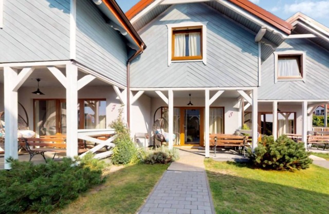 Amazing home in Karwia with WiFi
