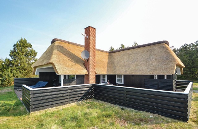 Amazing home in Rømø with sauna