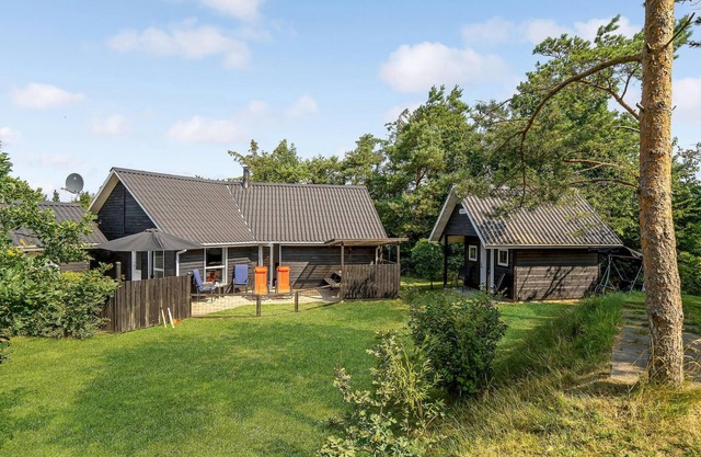 Amazing home in Skjern with WiFi