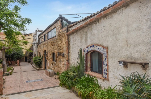 Amazing home in Trappeto with WiFi
