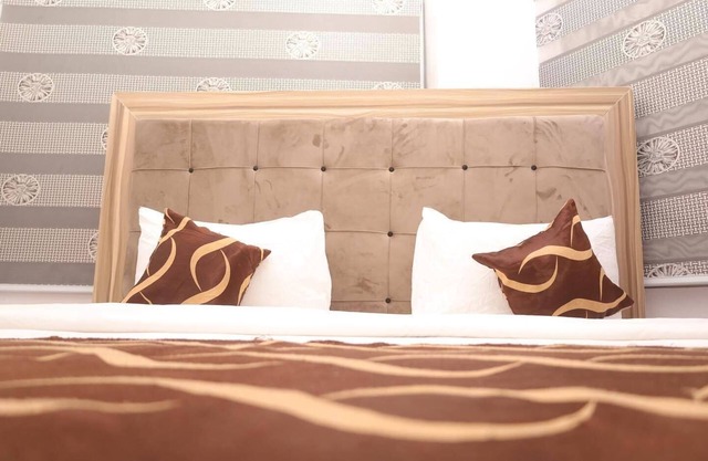 Amazing luxury 2 bedroom apartment VI