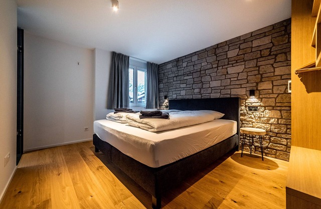 Amazing views from brand new central family apartment