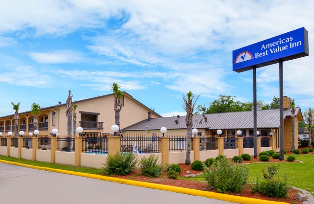 Americas Best Value Inn West Columbia