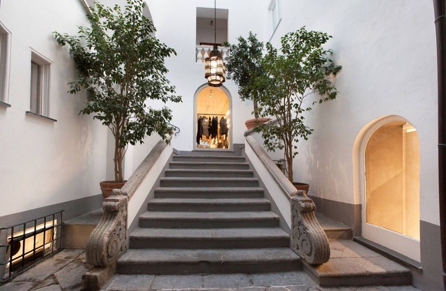 AMORE RENTALS - Maison De Charme with Terraces