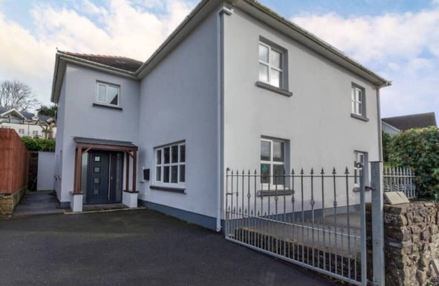 Amroth Holiday home with Sea Views