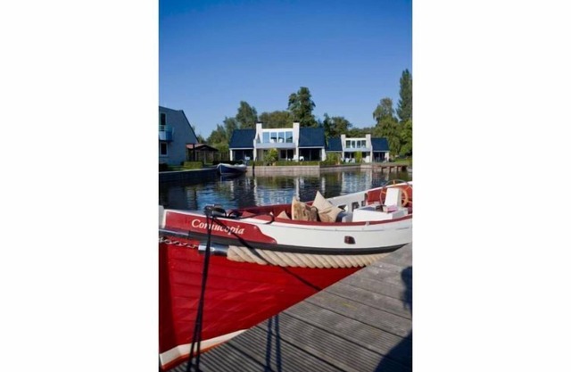 Amsterdam/Loosdrecht Panorama Villa 3 bedr + 2,5 bathr Rien vd Broeke Village