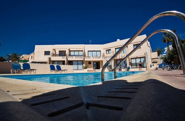 Ferienwohnung Ayia Napa Für Personen Schlafzimmer 