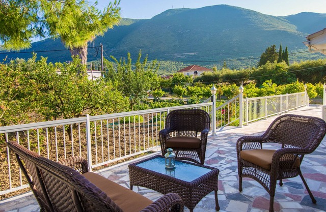 ANASTASIA'S HOLIDAY HOUSE