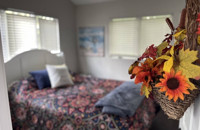 Ann Arbor long term Lake rental.30 min to Big House-