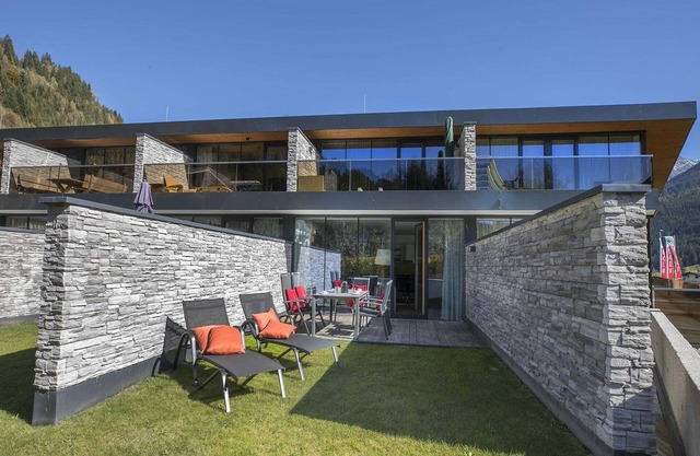 Apartment in Neukirchen near Ski Lift