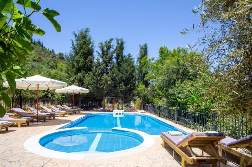 Apanema Mindfulness with Heated Pool, Sauna and Ultra Fast WiFi