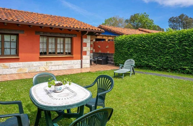 Apartamento Rural con Piscina Cerca de Llanes - Pdra003r