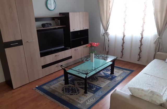 Apartament Ally’s