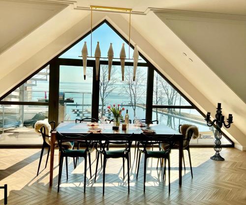 Apartament Masuria Sky w Nautica Resort z widokiem na jezioro Niegocin
