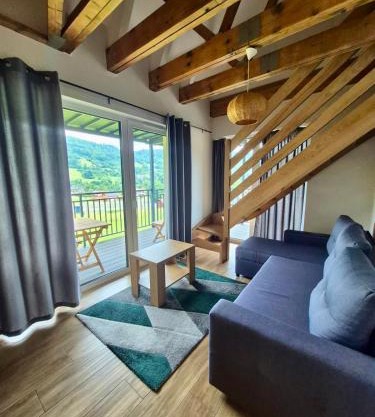 Apartament Widokowy Szczyrk - z darmowym parkingiem i balkonem z widokiem na stok- BestRooms