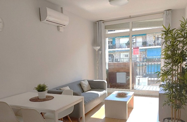 Apartamento 6 Camas Individuales en Sant Pau