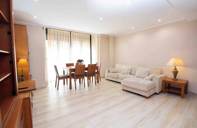 Apartamento Delfin 1 a 1 Minuto de la Playa con Plaza de Parking