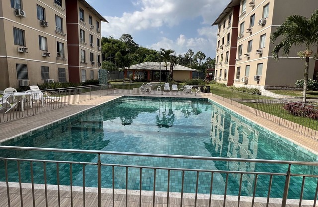 Apartamento em Condomínio Tranquilo