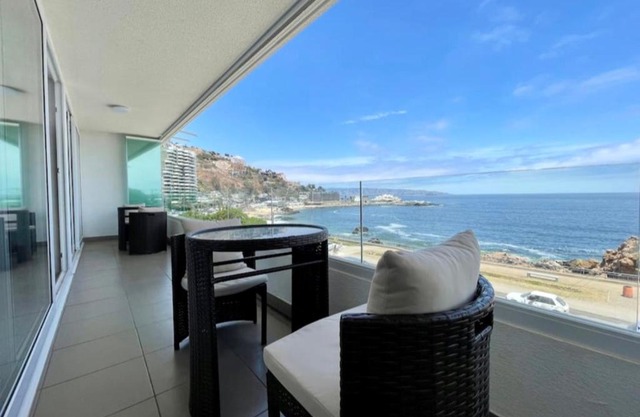 Apartamento en Playa Reñaca Villa del Mar Chile con vista al mar