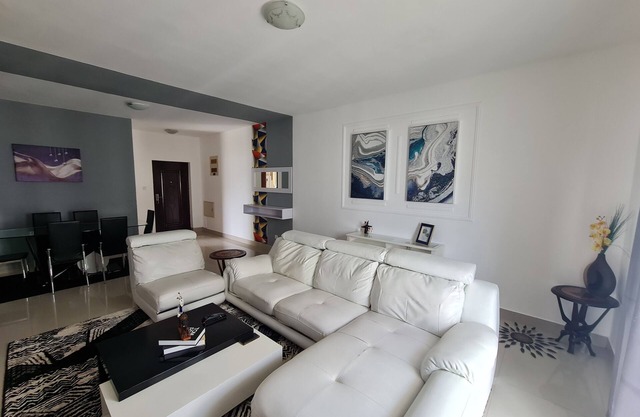Apartamento T5 - U